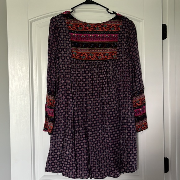 Gorgeous Entro Tunic - Picture 5 of 5